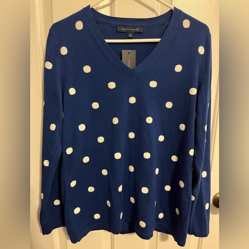 Tommy Hilfiger - V-neck Sweater - Size Large